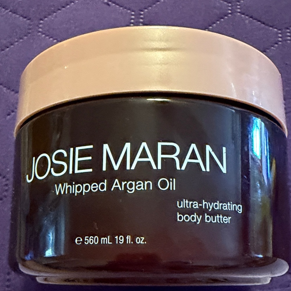 NEW .. Josie Maran Ultra-Hydrating Body Butter -